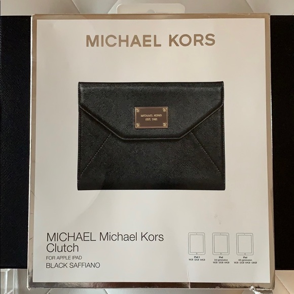 NWT Michael Kors Black Saffiano Clutch For Apple I - Picture 1 of 8